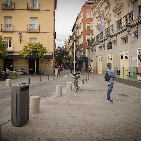 Hostal Petite Maman Madrid Eksteriør bilde