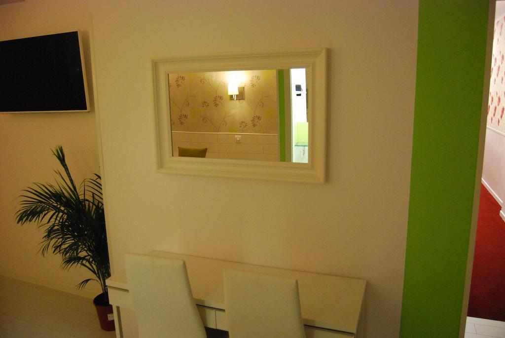 Hostal Petite Maman Madrid Rom bilde