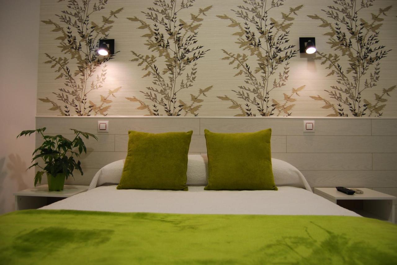 Hostal Petite Maman Madrid Rom bilde
